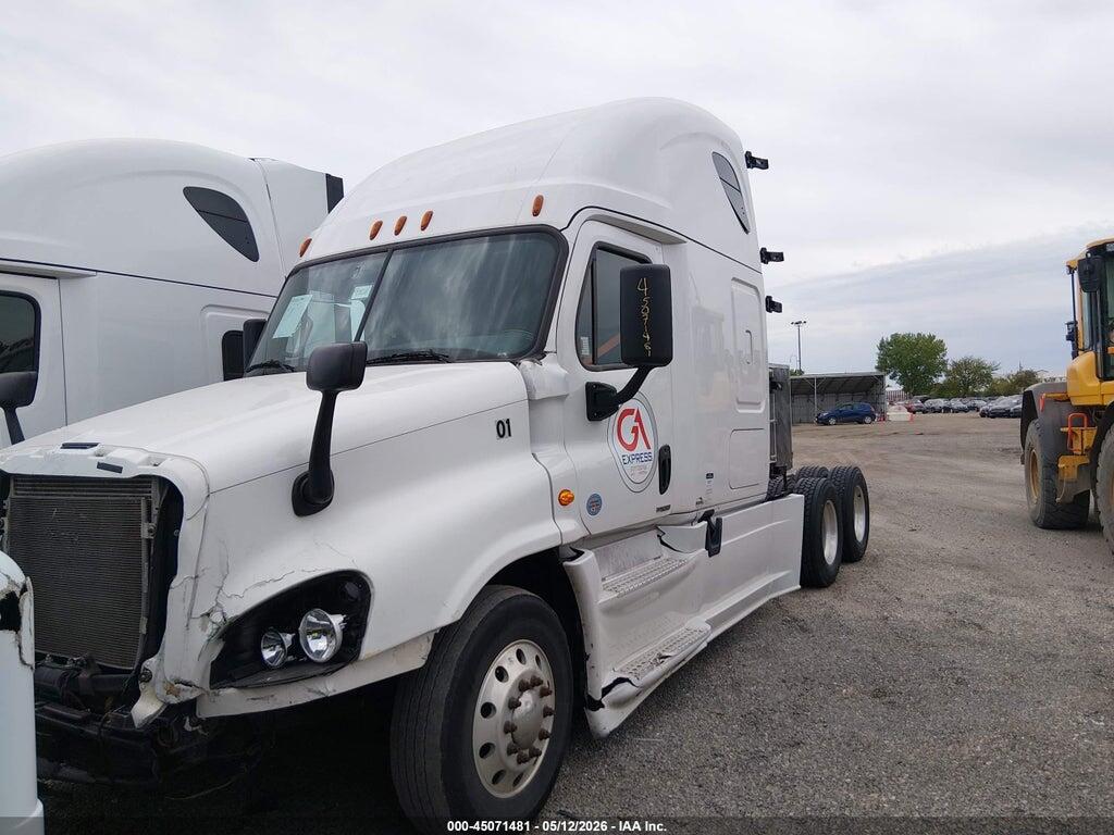 3AKJGLDR7HSHR0661 2017 FREIGHTLINER CASCADIA 125 photo no. 2