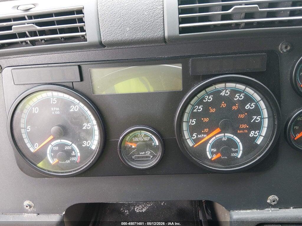 3AKJGLDR7HSHR0661 2017 FREIGHTLINER CASCADIA 125 photo no. 5