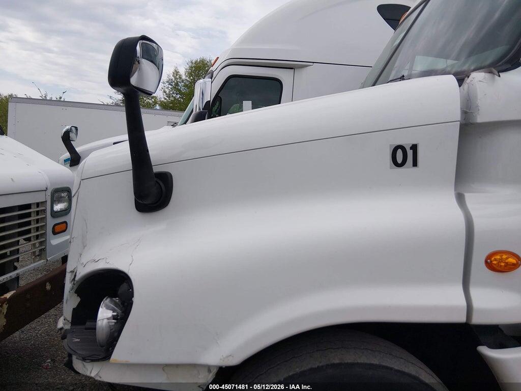 3AKJGLDR7HSHR0661 2017 FREIGHTLINER CASCADIA 125 photo no. 9
