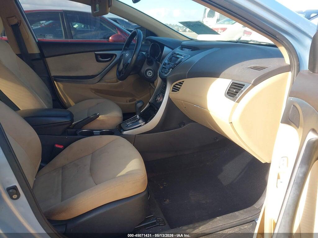 KMHDH4AE5DU845657 2013 HYUNDAI ELANTRA photo no. 5