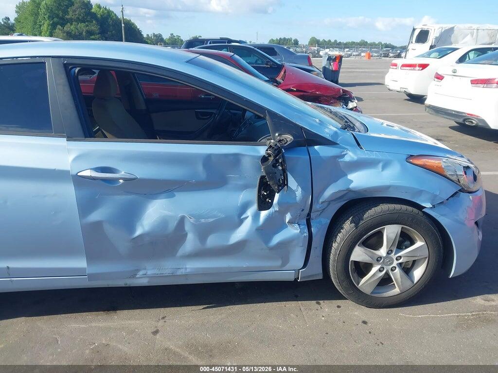 KMHDH4AE5DU845657 2013 HYUNDAI ELANTRA photo no. 6