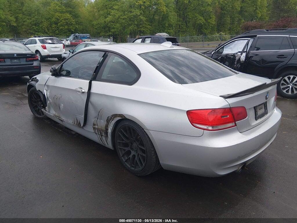 WBAWC73569E068818 2009 BMW 335I photo no. 3