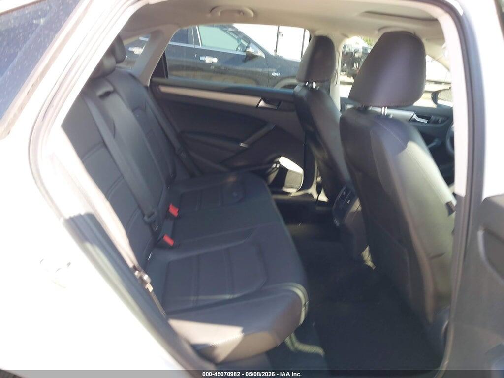 1VWSA7A37NC004945 2022 VOLKSWAGEN PASSAT photo no. 8