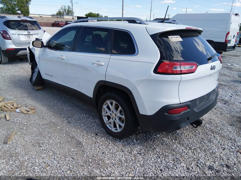 1C4PJLCB5HW549356 2017 JEEP CHEROKEE photo no. 3