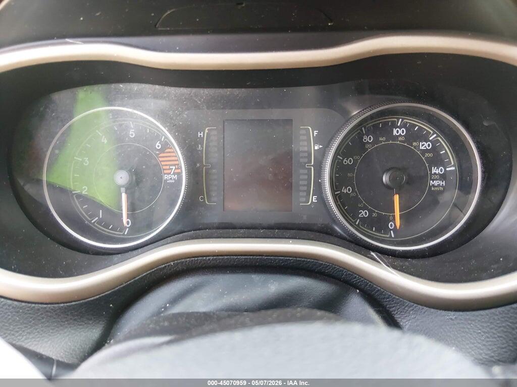 1C4PJLCB5HW549356 2017 JEEP CHEROKEE photo no. 7