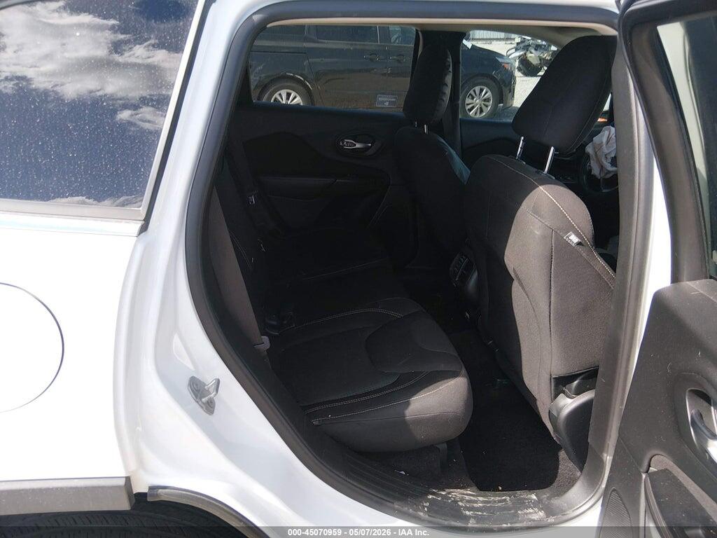 1C4PJLCB5HW549356 2017 JEEP CHEROKEE photo no. 8