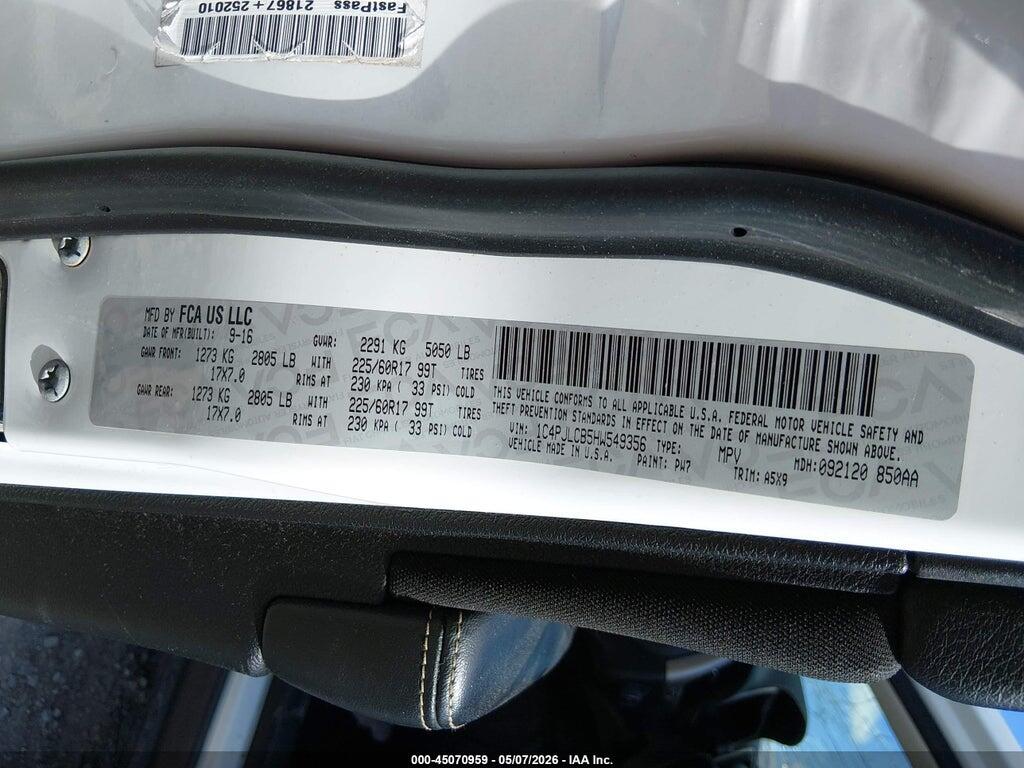 1C4PJLCB5HW549356 2017 JEEP CHEROKEE photo no. 9