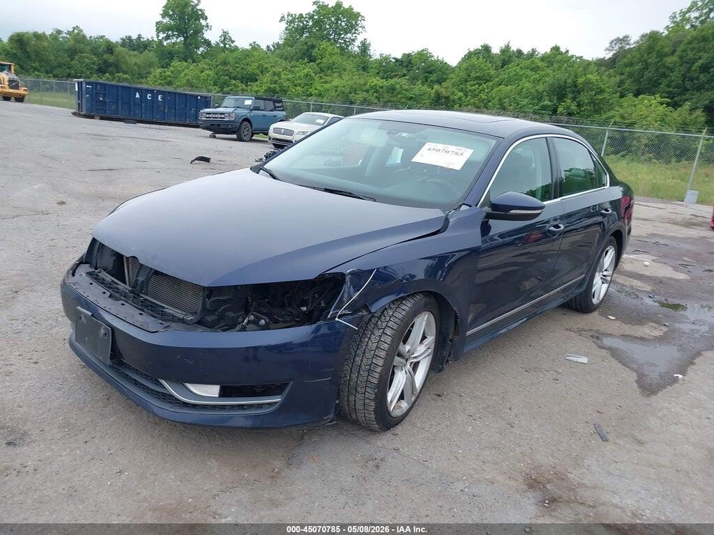 1VWCM7A37CC001942 2012 VOLKSWAGEN PASSAT photo no. 2