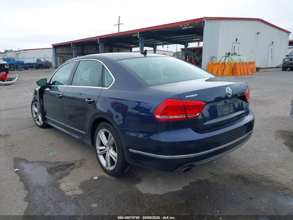 1VWCM7A37CC001942 2012 VOLKSWAGEN PASSAT photo no. 3