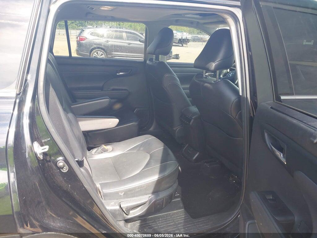 5TDGZRBH8NS215335 2022 TOYOTA HIGHLANDER photo no. 8