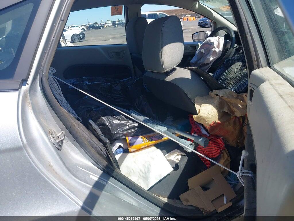 3FADP4AJ6CM104415 2012 FORD FIESTA photo no. 8