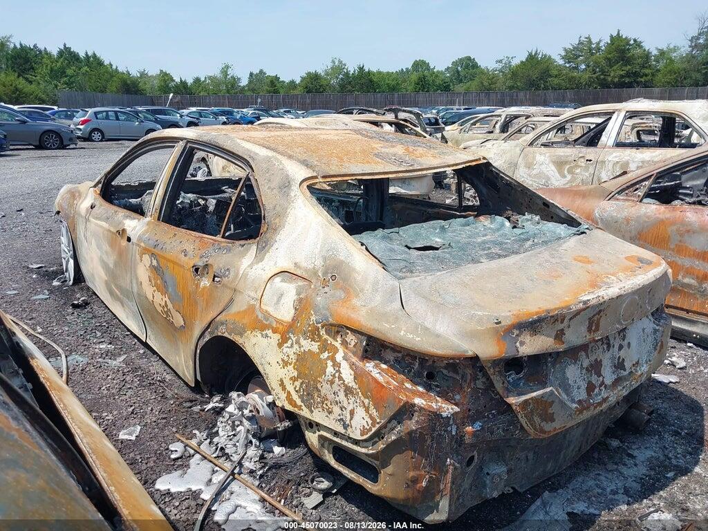4T1G11AKXPU790567 2023 TOYOTA CAMRY photo no. 3