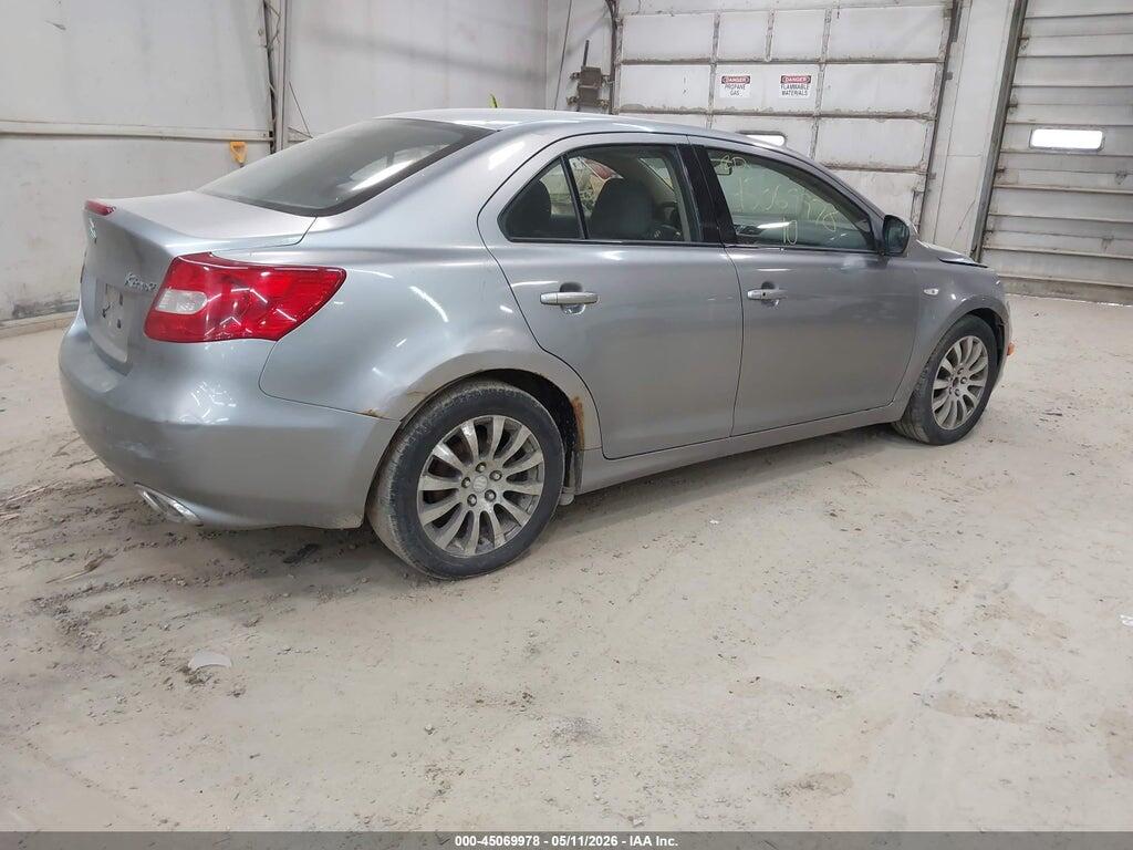 JS2RF9A31A6100437 2010 SUZUKI KIZASHI photo no. 4