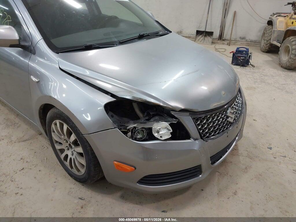 JS2RF9A31A6100437 2010 SUZUKI KIZASHI photo no. 6