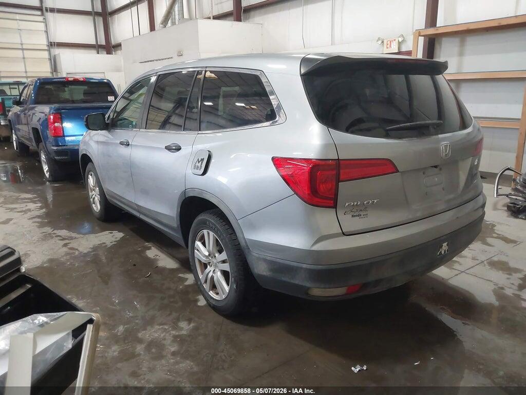 5FNYF5H11HB040905 2017 HONDA PILOT photo no. 3