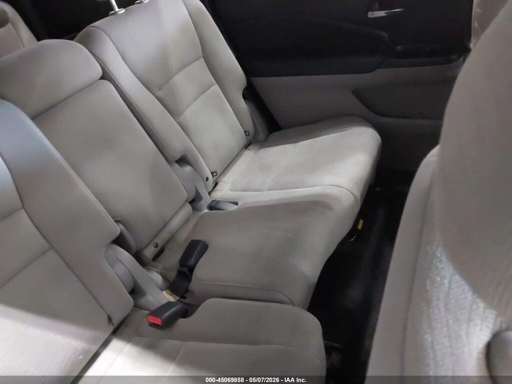 5FNYF5H11HB040905 2017 HONDA PILOT photo no. 8