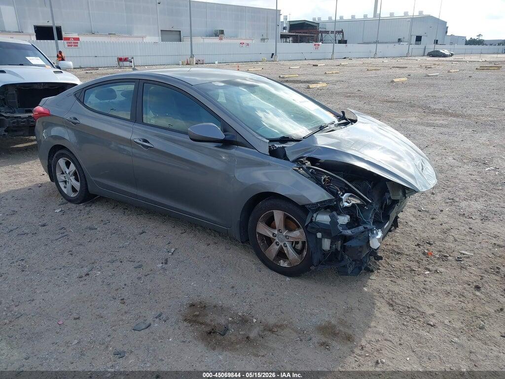 5NPDH4AE3DH424003 2013 HYUNDAI ELANTRA photo no. 1