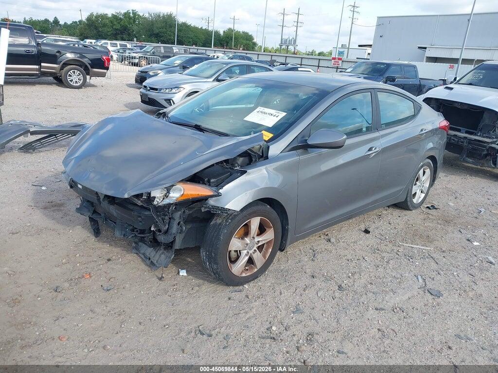 5NPDH4AE3DH424003 2013 HYUNDAI ELANTRA photo no. 2