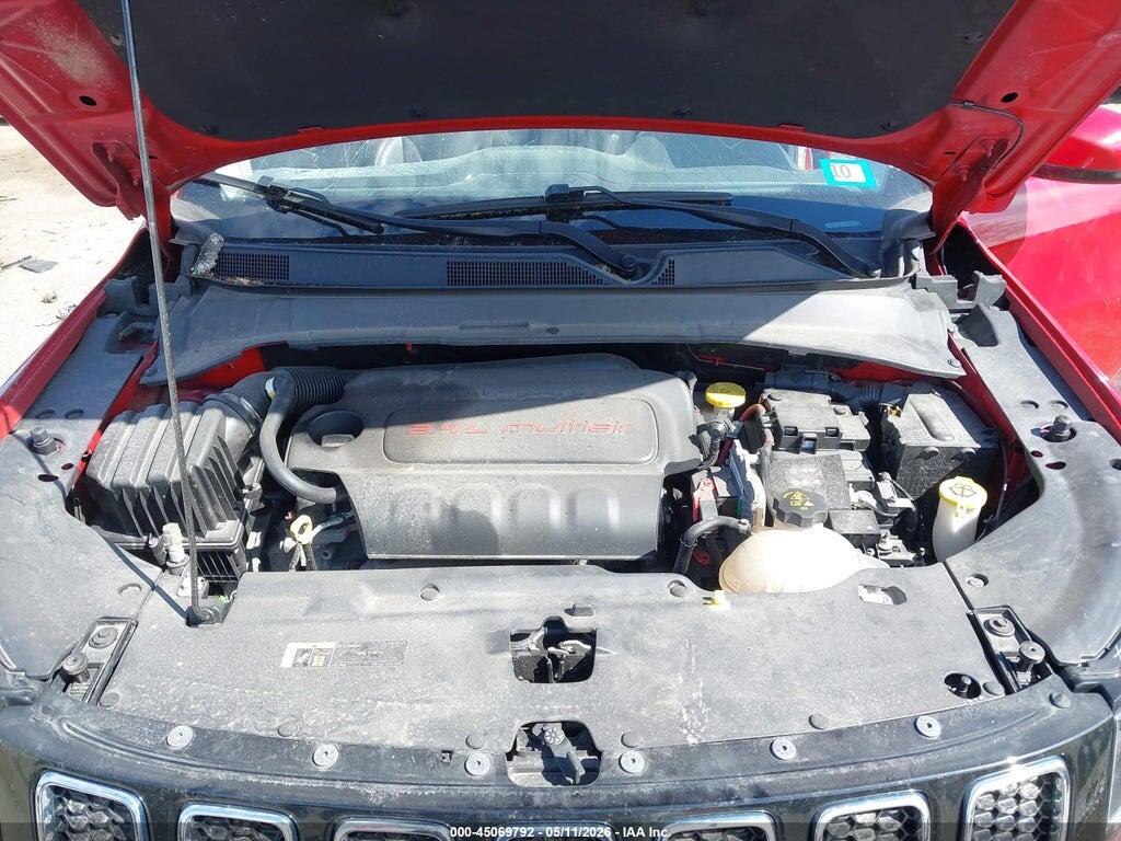 3C4NJDBB3JT435642 2018 JEEP COMPASS photo no. 10