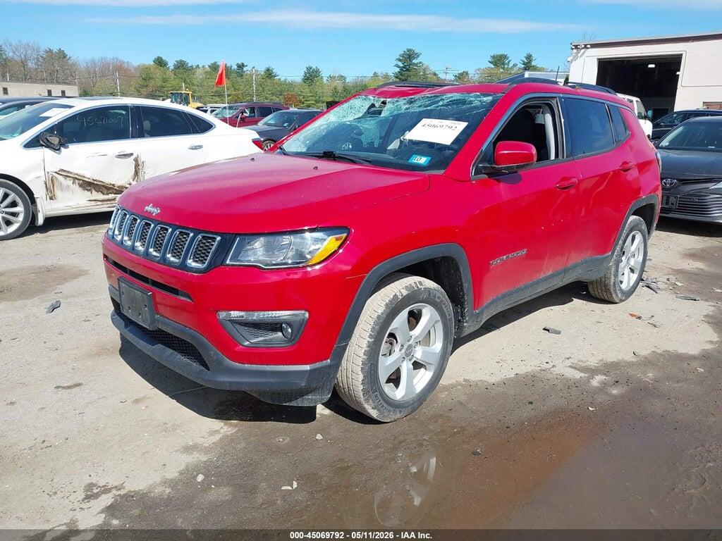 3C4NJDBB3JT435642 2018 JEEP COMPASS photo no. 2