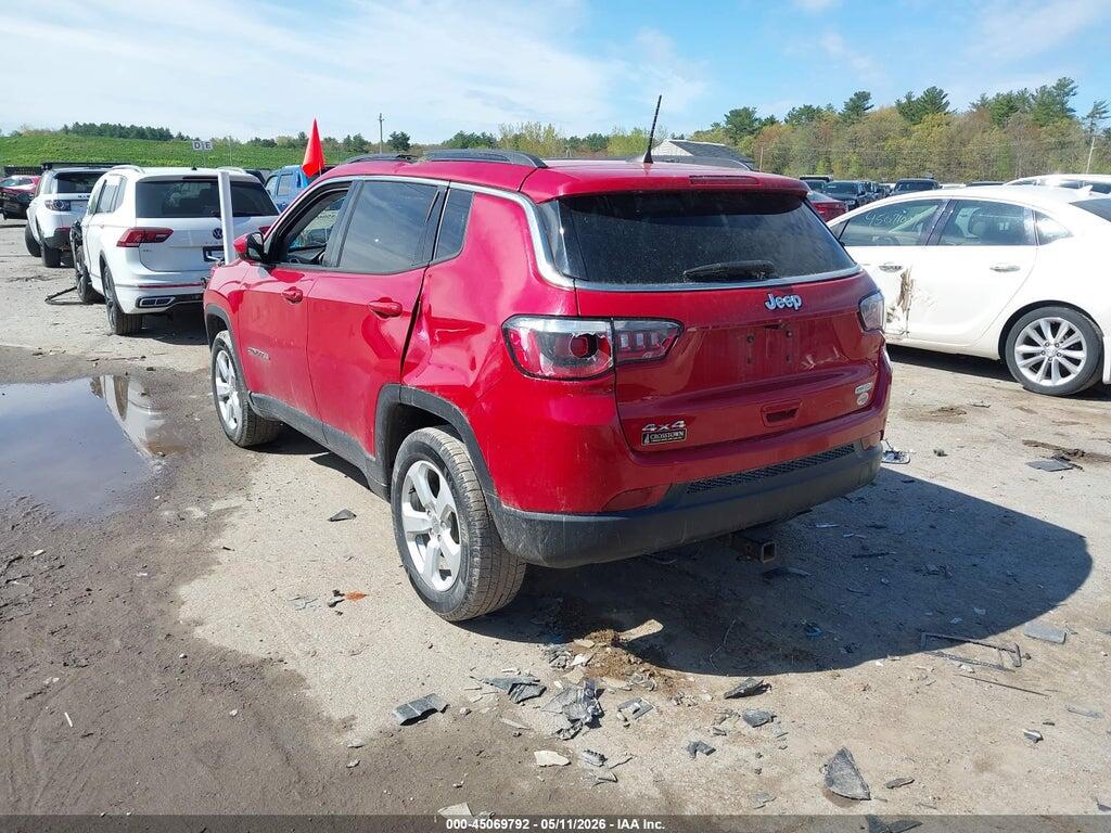3C4NJDBB3JT435642 2018 JEEP COMPASS photo no. 3