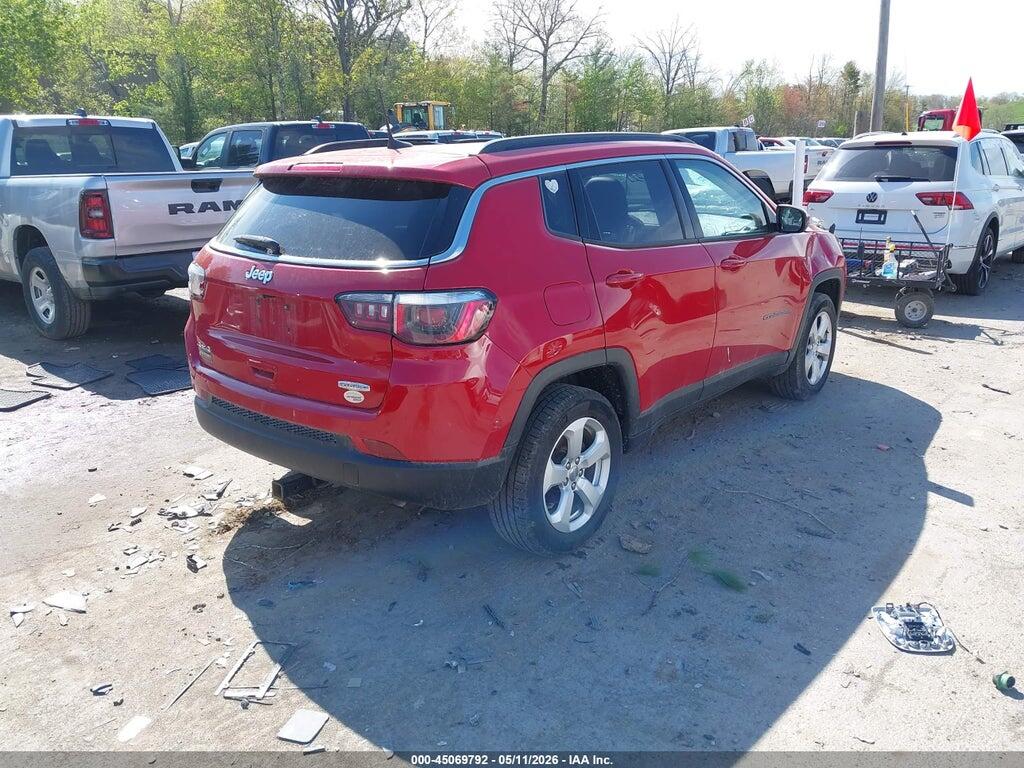 3C4NJDBB3JT435642 2018 JEEP COMPASS photo no. 4