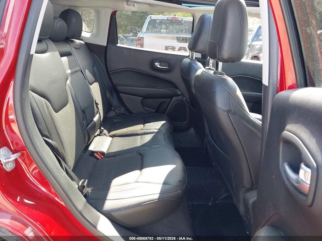 3C4NJDBB3JT435642 2018 JEEP COMPASS photo no. 8