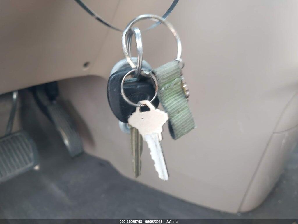 KNDMH4C76C6420647 2012 KIA SEDONA photo no. 11