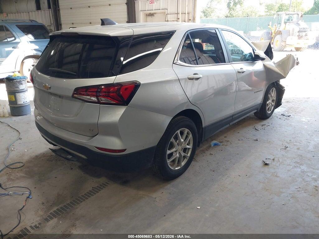 2GNAXJEV5N6131215 2022 CHEVROLET EQUINOX photo no. 4