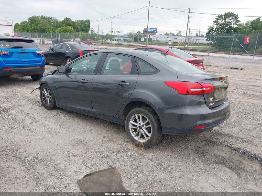 1FADP3F22HL227777 2017 FORD FOCUS photo no. 3