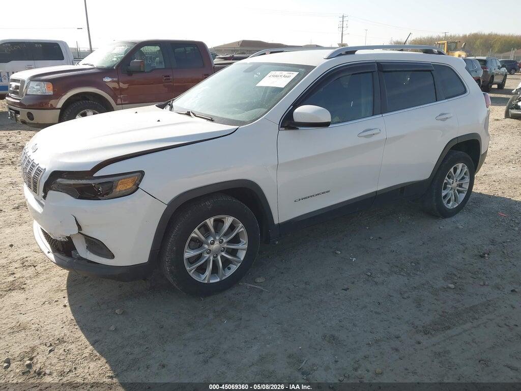 1C4PJLCB8KD110297 2019 JEEP CHEROKEE photo no. 2
