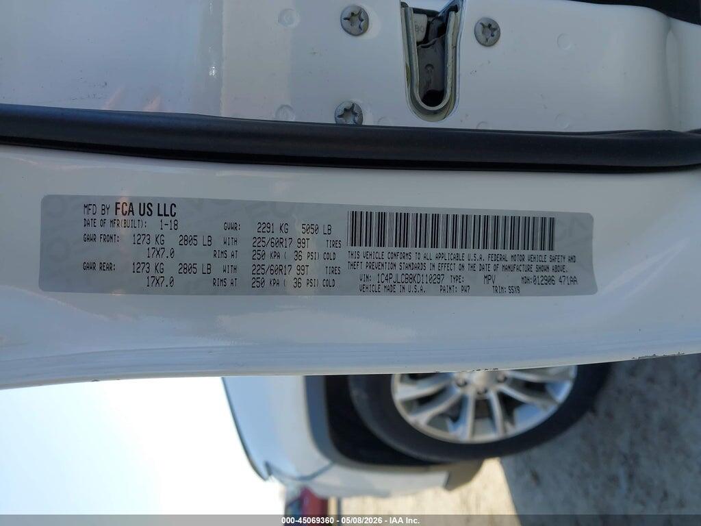 1C4PJLCB8KD110297 2019 JEEP CHEROKEE photo no. 9