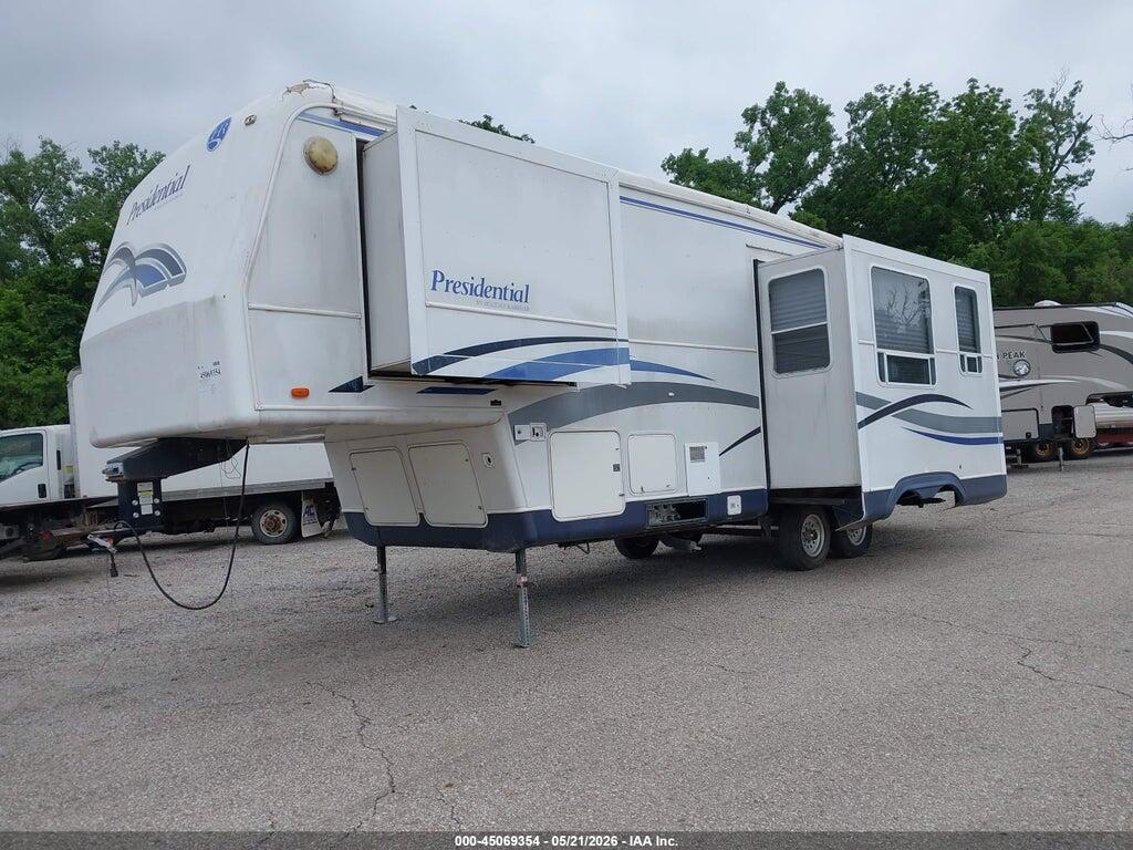 1KB311H271E122290 2001 HOLIDAY RAMBLER 30' photo no. 2