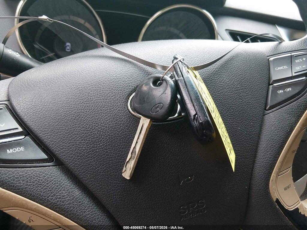 5NPEB4AC9CH423411 2012 HYUNDAI SONATA photo no. 11