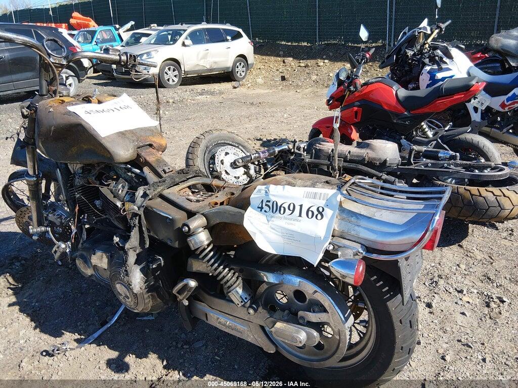 1HD1GEV413K332514 2003 HARLEY-DAVIDSON FXDWG photo no. 3