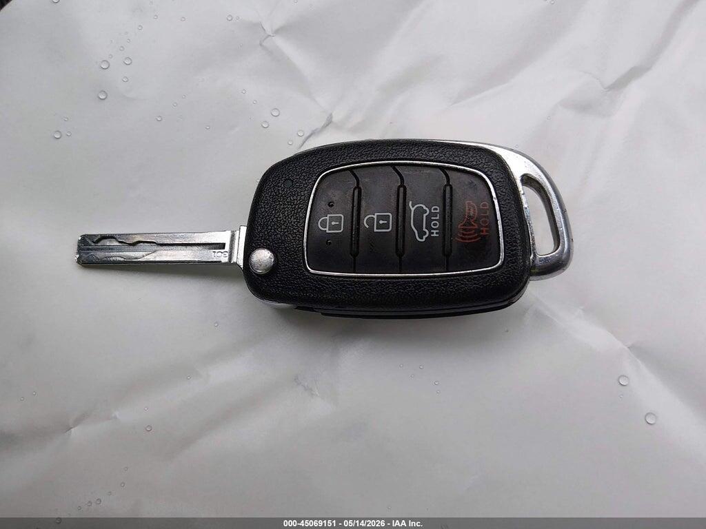 KM8J2CA43JU662761 2018 HYUNDAI TUCSON photo no. 11