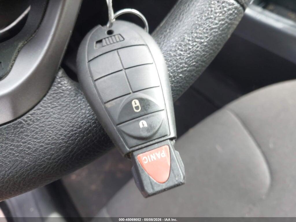 1C4PJLCB0KD420184 2019 JEEP CHEROKEE photo no. 11