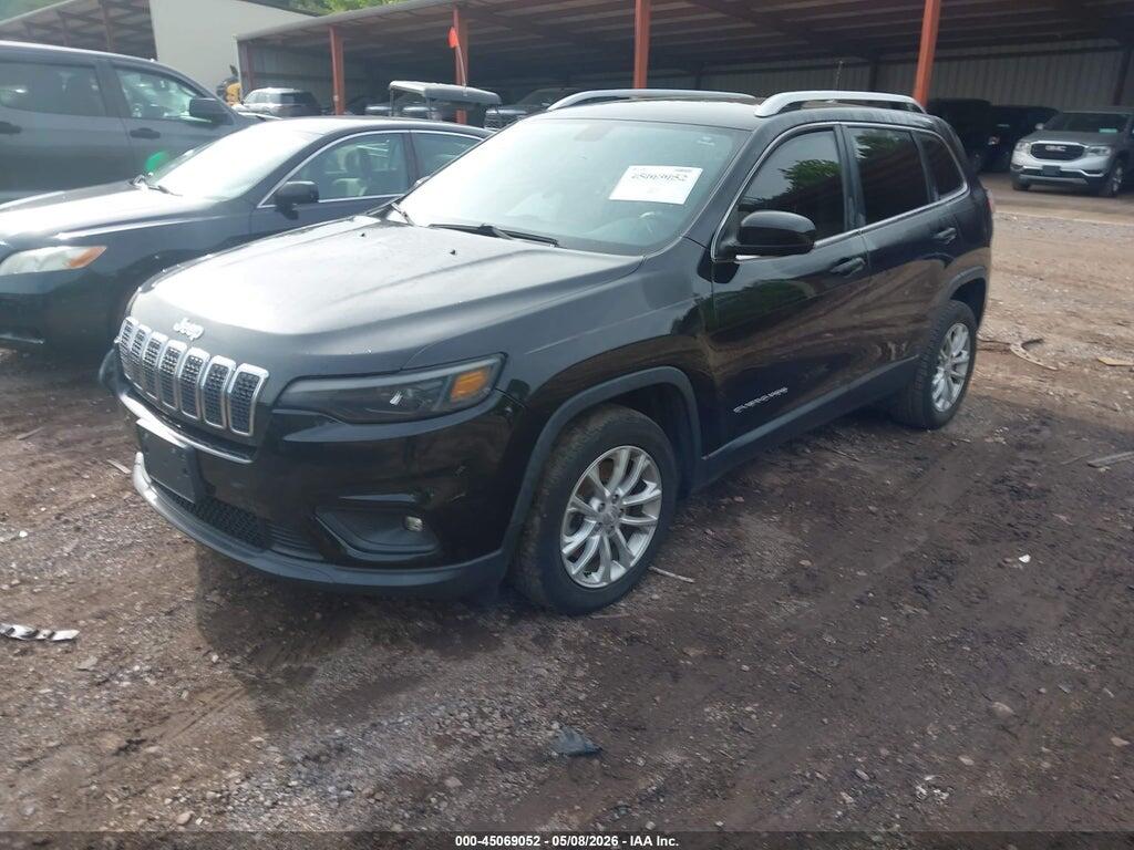 1C4PJLCB0KD420184 2019 JEEP CHEROKEE photo no. 2