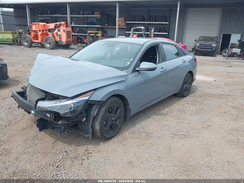 KMHLM4AG7MU213039 2021 HYUNDAI ELANTRA photo no. 2