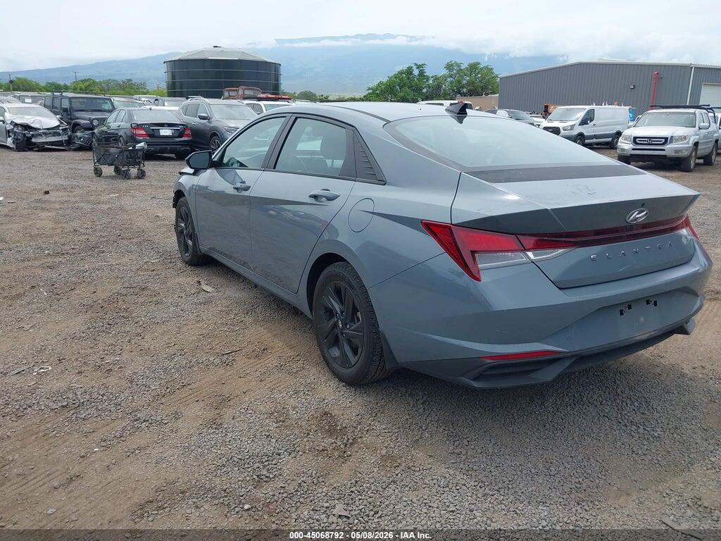 KMHLM4AG7MU213039 2021 HYUNDAI ELANTRA photo no. 3