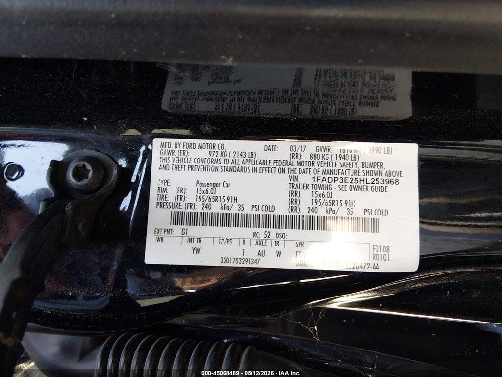 1FADP3E25HL253968 2017 FORD FOCUS photo no. 9
