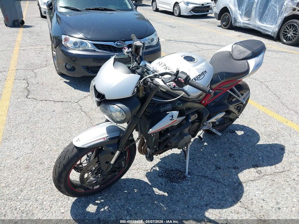 SMTA414D6JT851765 2018 TRIUMPH MOTORCYCLE STREET TRIPLE photo no. 2