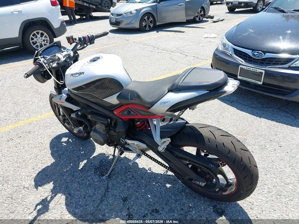 SMTA414D6JT851765 2018 TRIUMPH MOTORCYCLE STREET TRIPLE photo no. 3