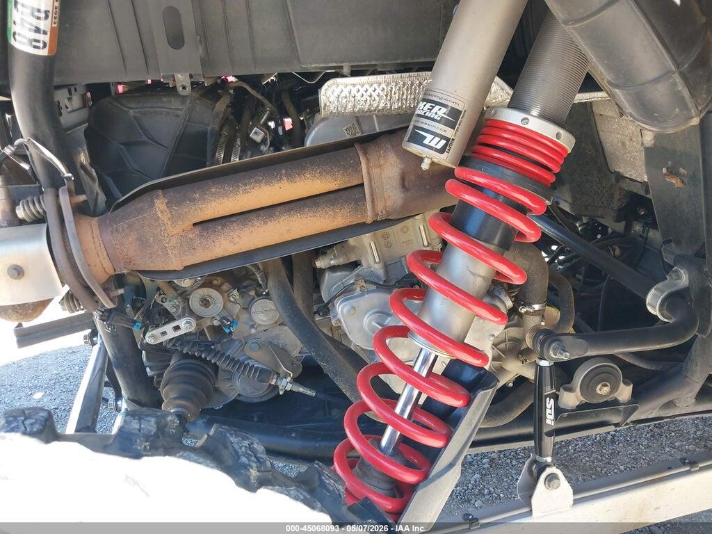 3NSVFE996KF424434 2019 POLARIS RZR photo no. 8