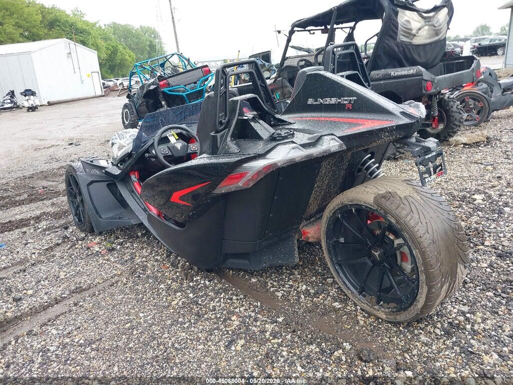57XAARHB7L8138899 2020 POLARIS SLINGSHOT photo no. 3