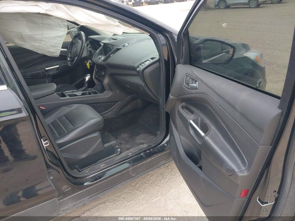 1FMCU9HD1JUD05686 2018 FORD ESCAPE photo no. 5