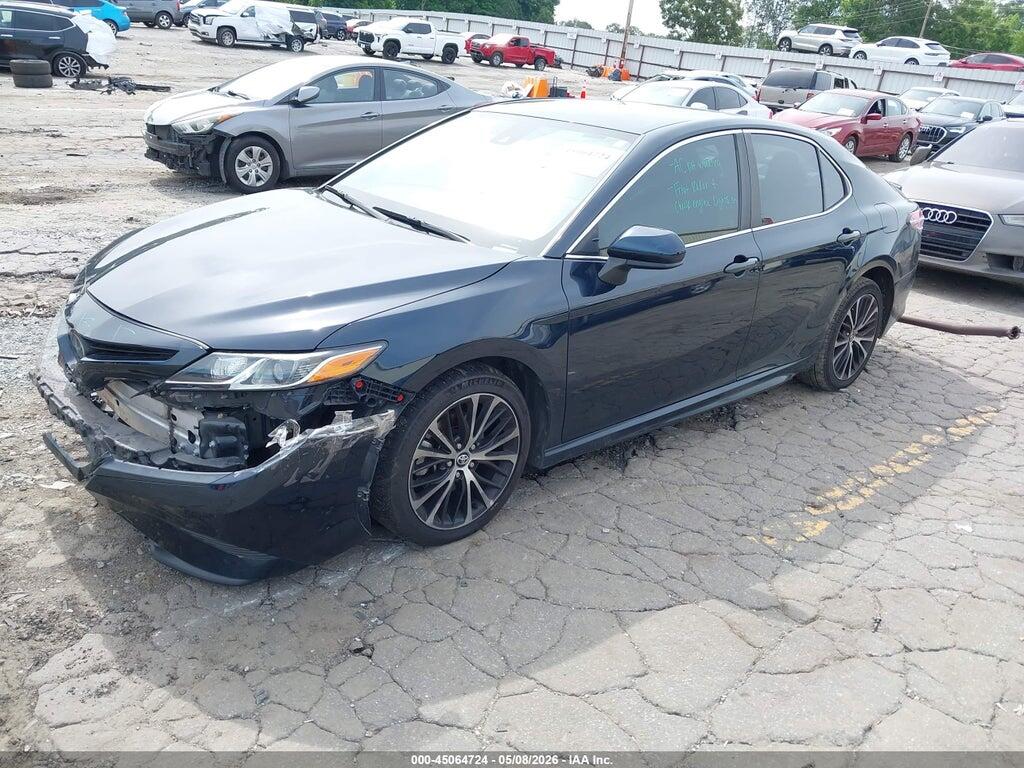 4T1G11AK4LU881313 2020 TOYOTA CAMRY photo no. 2