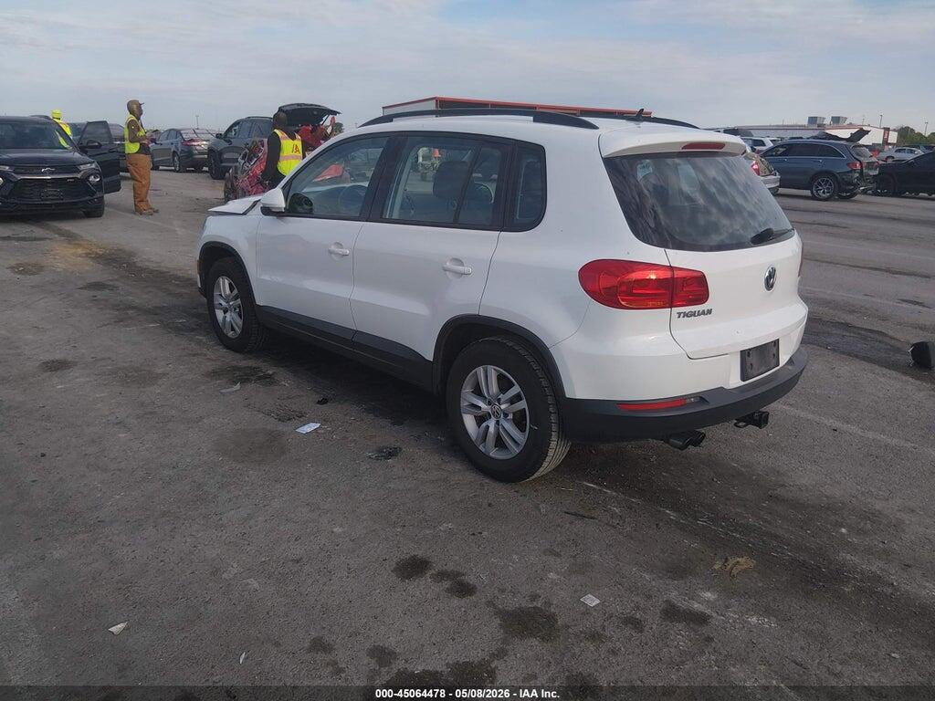 WVGAV7AX9GW511798 2016 VOLKSWAGEN TIGUAN photo no. 3