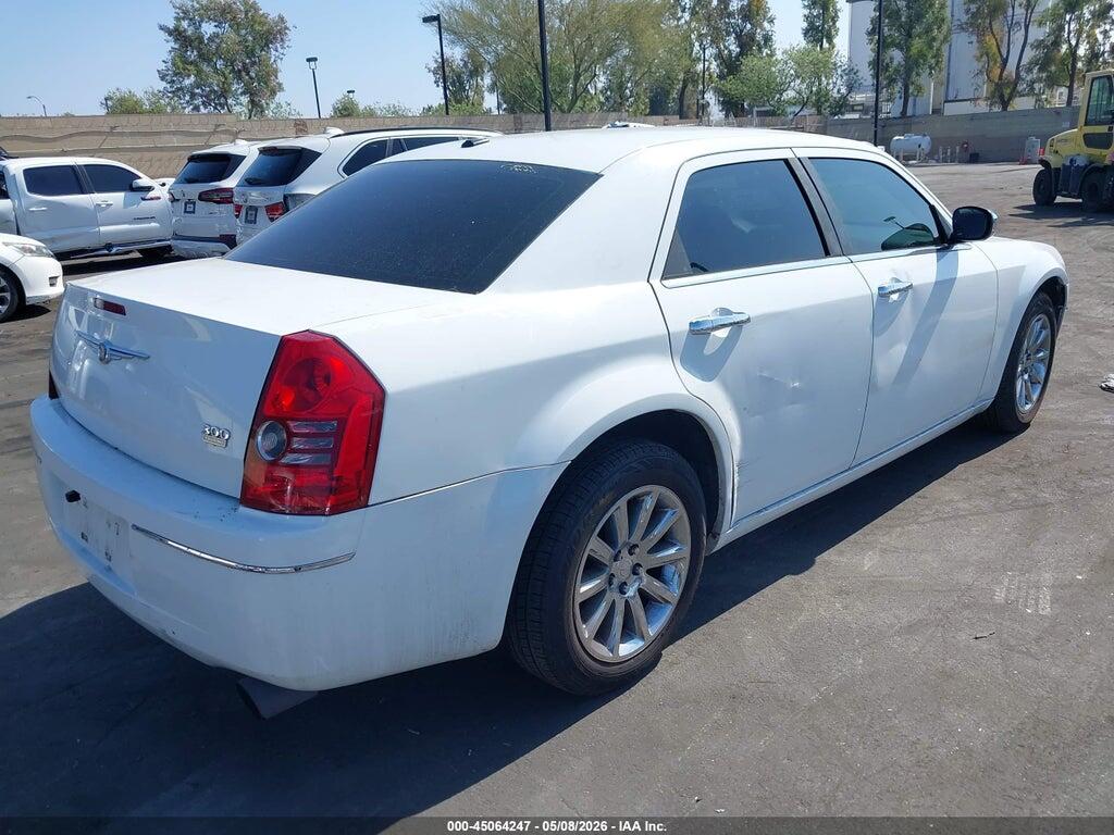 2C3CA5CV6AH326935 2010 CHRYSLER 300 photo no. 4