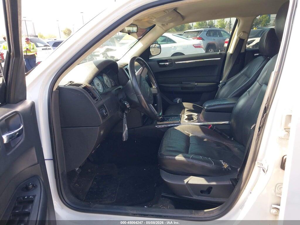 2C3CA5CV6AH326935 2010 CHRYSLER 300 photo no. 5